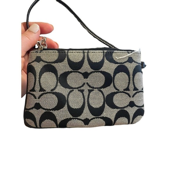 Coach Wristlet In Signature Canvas, Black and Gray Brand New With Tags 4 x 6 - Picture 1 of 11